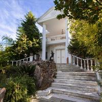 Villa in Greece, 1000 sq.m.