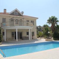 Villa in Republic of Cyprus, 500 sq.m.