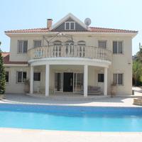 Villa in Republic of Cyprus, 500 sq.m.