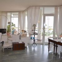 Apartment in Italy, San Remo, 165 sq.m.