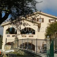 Villa in Italy, San Remo, 750 sq.m.