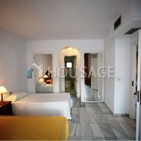 Flat in Spain, Andalucia, Puerto Banus, 180 sq.m.