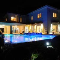 Villa in Republic of Cyprus, Lemesou, 430 sq.m.