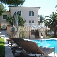 Villa in Italy, San Remo, 590 sq.m.