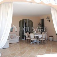 Villa in Italy, San Remo, 590 sq.m.