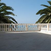 Villa in Italy, San Remo, 590 sq.m.