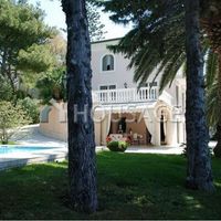 Villa in Italy, San Remo, 590 sq.m.