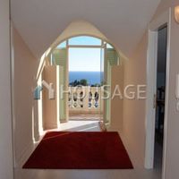Villa in Italy, San Remo, 270 sq.m.