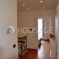 Villa in Italy, San Remo, 185 sq.m.