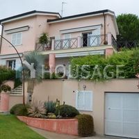 Villa in Italy, San Remo, 280 sq.m.