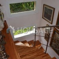 Villa in Italy, San Remo, 280 sq.m.