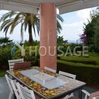 Villa in Italy, San Remo, 280 sq.m.
