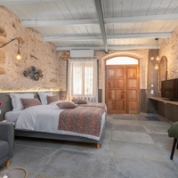 Бизнес-центр в Греции, 120 кв.м.