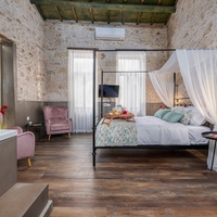 Бизнес-центр в Греции, 120 кв.м.