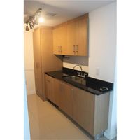 Апартаменты в США, Флорида, Бэл-Харбор, 99 кв.м.