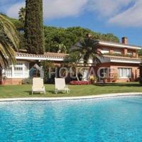 House in Spain, Catalunya, Sant Andreu de Llavaneres, 350 sq.m.