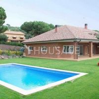 House in Spain, Catalunya, Sant Andreu de Llavaneres, 600 sq.m.