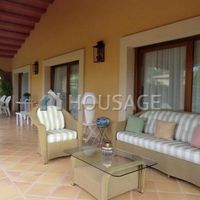 House in Spain, Catalunya, Girona, 930 sq.m.