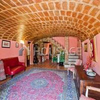 House in Spain, Catalunya, Girona, 774 sq.m.