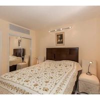 Апартаменты в США, Флорида, Бэл-Харбор, 130 кв.м.