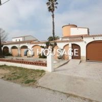 House in Spain, Catalunya, Girona, 650 sq.m.