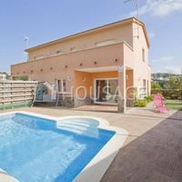 Дом в Испании, Каталония, Льорет-де-Мар, 300 кв.м.