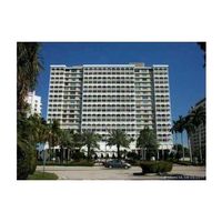 Апартаменты в США, Флорида, Бэл-Харбор, 130 кв.м.