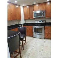 Апартаменты в США, Флорида, Бэл-Харбор, 130 кв.м.