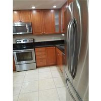 Апартаменты в США, Флорида, Бэл-Харбор, 130 кв.м.