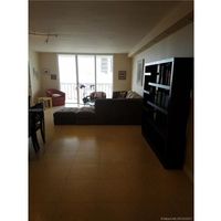 Апартаменты в США, Флорида, Бэл-Харбор, 130 кв.м.