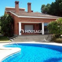 House in Spain, Catalunya, Cambrils, 900 sq.m.