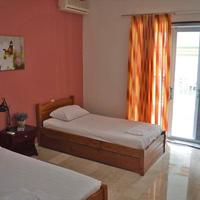 Бизнес-центр в Греции, 200 кв.м.