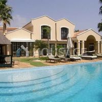 Дом в Испании, Андалусия, 1160 кв.м.