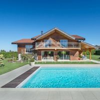 Вилла на спа-курорте, у озера во Французской Гвиане, 225 кв.м.