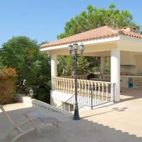 Villa in Republic of Cyprus, 500 sq.m.
