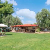 Отель (гостиница) в Греции, 600 кв.м.