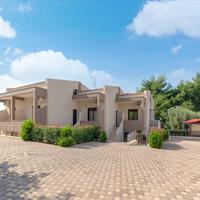 Отель (гостиница) в Греции, 600 кв.м.