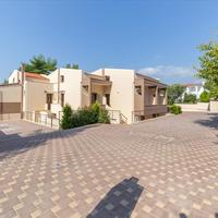 Отель (гостиница) в Греции, 600 кв.м.