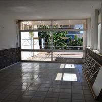 Бизнес-центр в Греции, 130 кв.м.