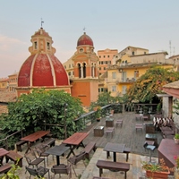 Бизнес-центр в Греции, 330 кв.м.