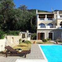 Villa in Greece, 200 sq.m.