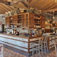 Бизнес-центр в Греции, 400 кв.м.