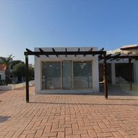 Бизнес-центр в Греции, 182 кв.м.