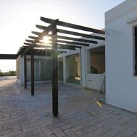 Бизнес-центр в Греции, 182 кв.м.