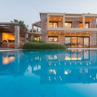 Villa in Greece, 430 sq.m.