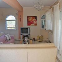 Villa in Greece, 400 sq.m.