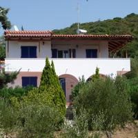 Бизнес-центр в Греции, 332 кв.м.