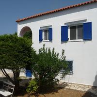 Бизнес-центр в Греции, 332 кв.м.