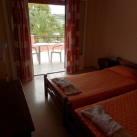 Бизнес-центр в Греции, 400 кв.м.