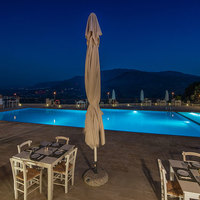 Бизнес-центр в Греции, 378 кв.м.